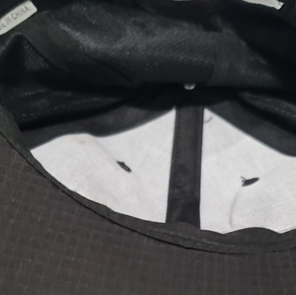 TESLA Cap, T-Shirt & Water Container - Picture 8 of 14
